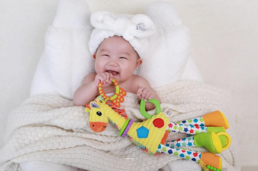 石嘴山宝宝不吃奶瓶怎么办